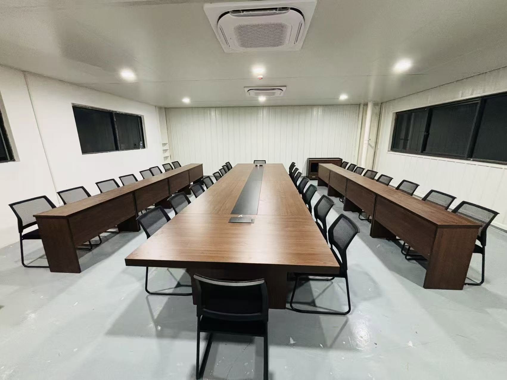 ชุดโต๊ะประชุมโทนไม้